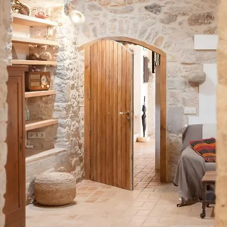 Feliu, Masia Stone House, And Ground-floor Apartment, Sant Daniel-girona Gerona